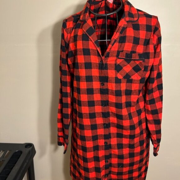 red black size medium plaid womens sleep nightgown long sleeved flannel - Picture 1 of 5